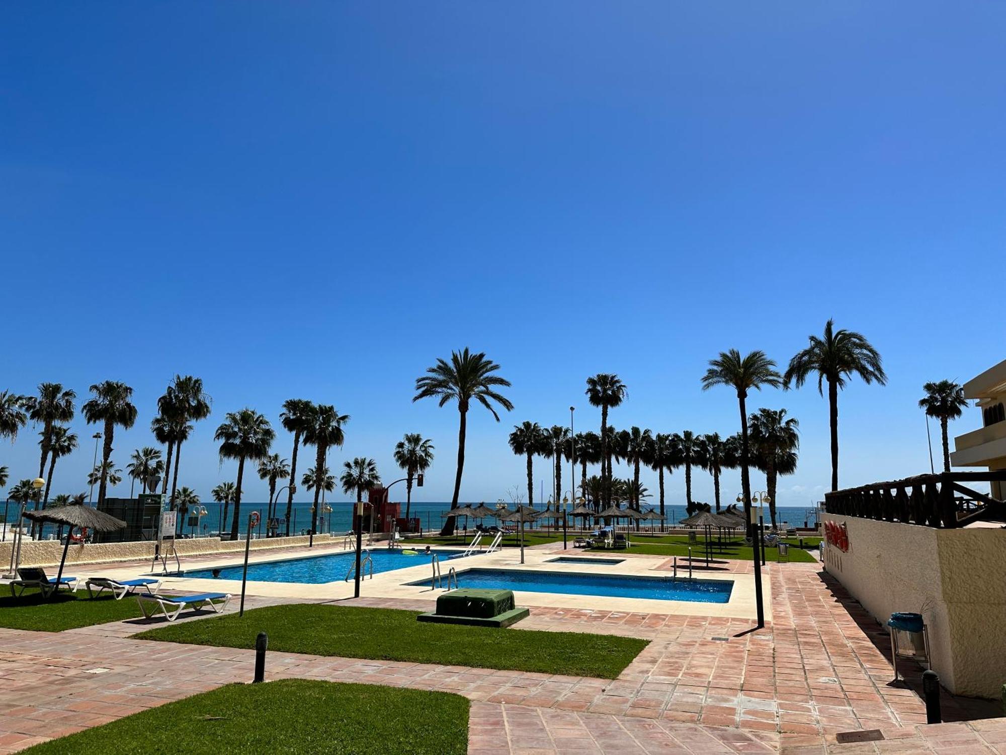 베날마데나코스타 Aloha Playa Sol Y Mar 아파트 외부 사진